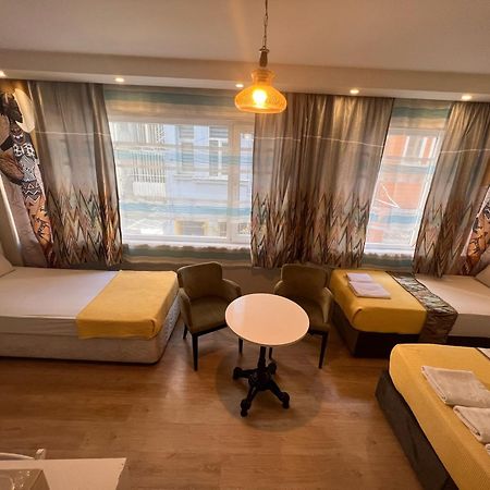 Rodin Hostel Istanbul Exteriör bild