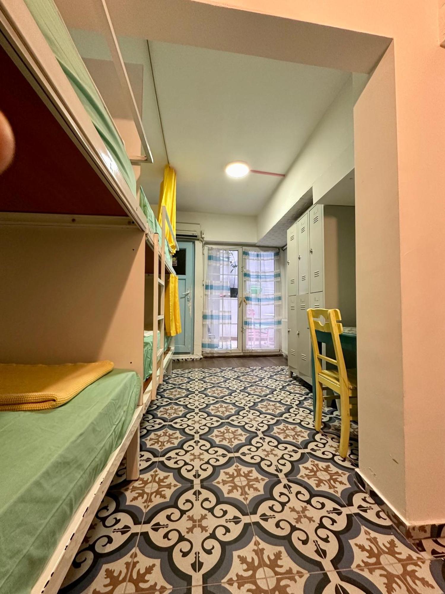 Rodin Hostel Istanbul Exteriör bild